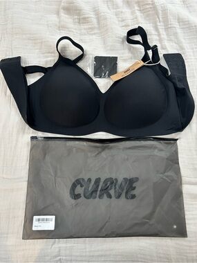 QTY 2 Women's Black Smooth Molded T-Shirt Bra 2 XL